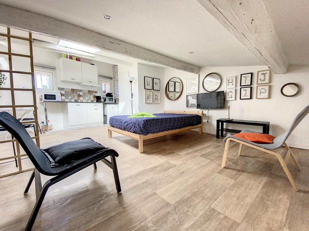Grand St Pierre Studio Mansarde Atypique Climatise แซ็ต ภายนอก รูปภาพ